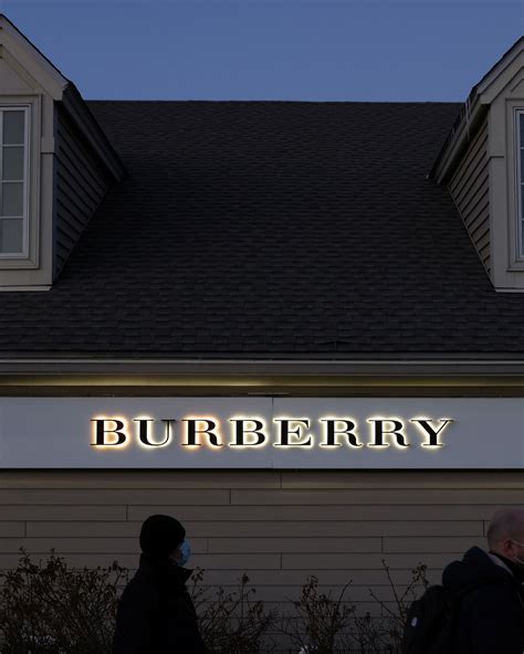 burberry cfo|burberry cfo salary.